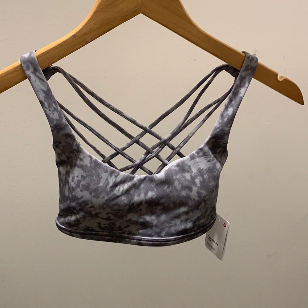 Lululemon Free to Be Wild Bra